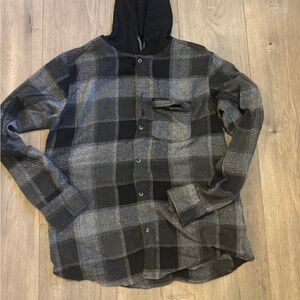Ocean Current Black & Gray Plaid Hooded Flannel – Size Medium
